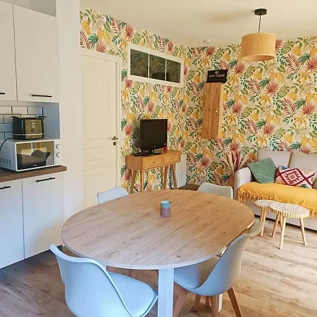 Le Rez Des Arcades - T2 En Rdc Hypercentre *