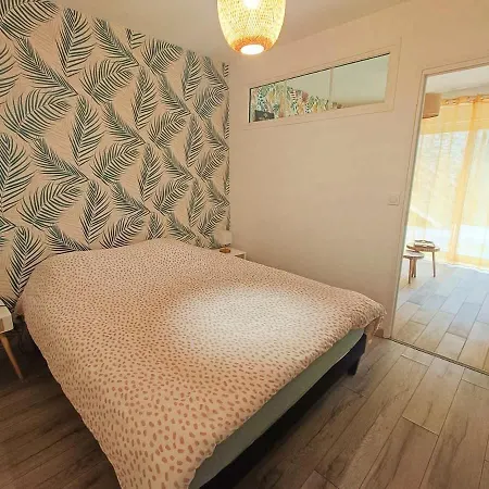 Le Rez Des Arcades - T2 En Rdc Hypercentre Carentan