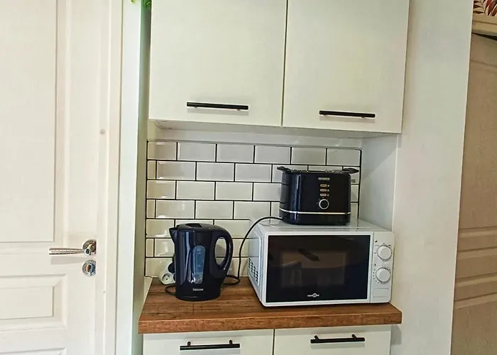 Le Rez Des Arcades - T2 En Rdc Hypercentre Appartement Carentan