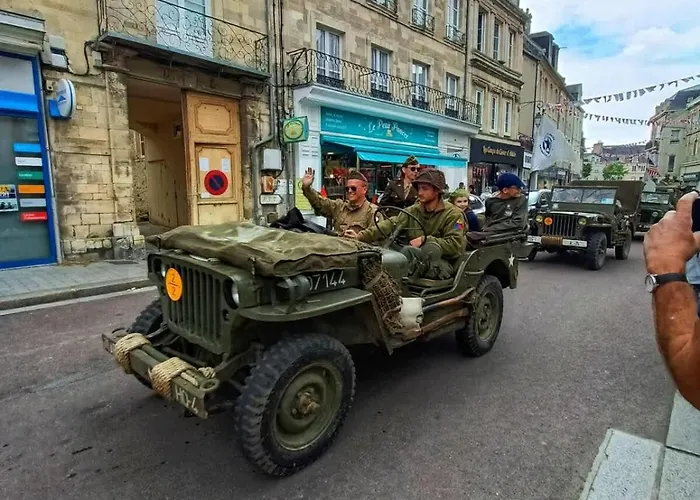 Le Rez Des Arcades - T2 En Rdc Hypercentre Carentan